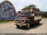 Rouxinol 1957 na cidade de Belo Horizonte, Minas Gerais, Brasil, por Bruno Freitas. ID da foto: :id.