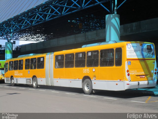 Companhia Carris Porto-Alegrense 0815 na cidade de Porto Alegre, Rio Grande do Sul, Brasil, por Felipe Alves. ID da foto: 4548988.