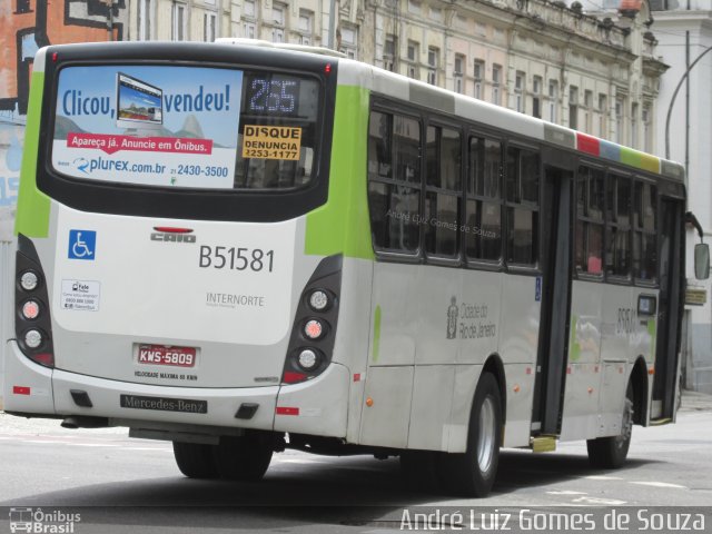 Viação Novacap B51581 na cidade de Rio de Janeiro, Rio de Janeiro, Brasil, por André Luiz Gomes de Souza. ID da foto: 4552306.