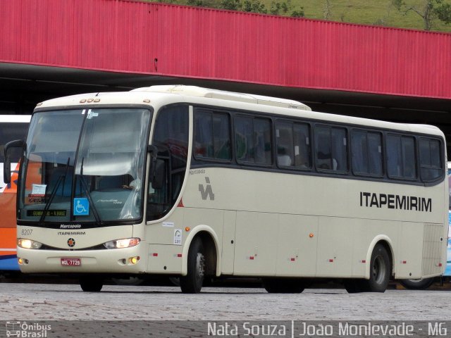 Viação Itapemirim 8207 na cidade de João Monlevade, Minas Gerais, Brasil, por Natã  Souza. Número da foto: #4554268.