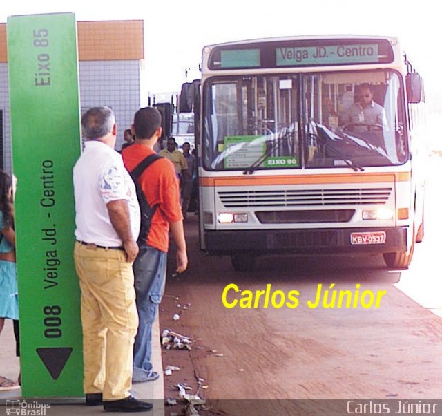 HP Transportes Coletivos 2405 na cidade de Aparecida de Goiânia, Goiás, Brasil, por Carlos Júnior. ID da foto: 4554120.