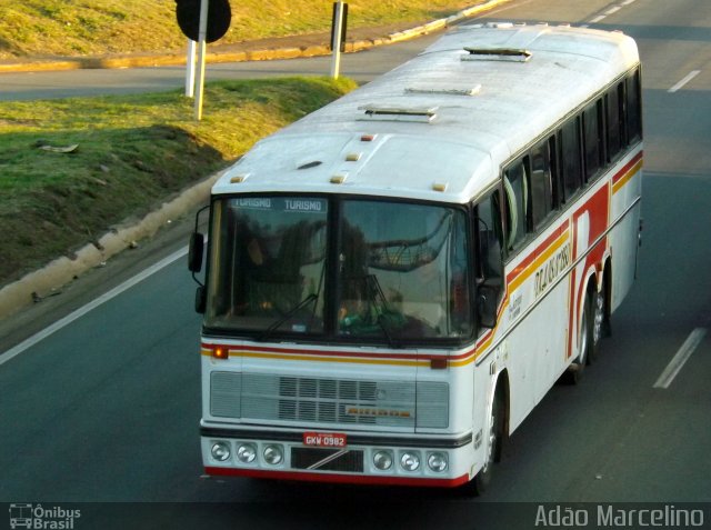 Transnosso Transportadora Turística 0982 na cidade de Belo Horizonte, Minas Gerais, Brasil, por Adão Raimundo Marcelino. ID da foto: 4557627.