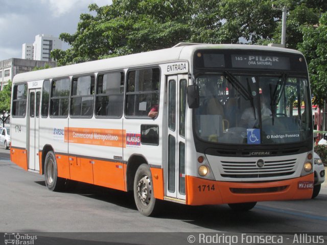 Expresso Metropolitano 1714 na cidade de Maceió, Alagoas, Brasil, por Rodrigo Fonseca. Número da foto: #4561901.