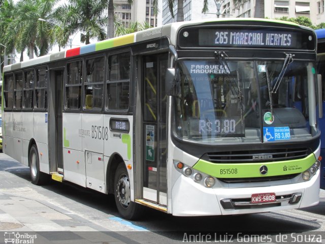 Viação Novacap B51508 na cidade de Rio de Janeiro, Rio de Janeiro, Brasil, por André Luiz Gomes de Souza. ID da foto: 4565414.