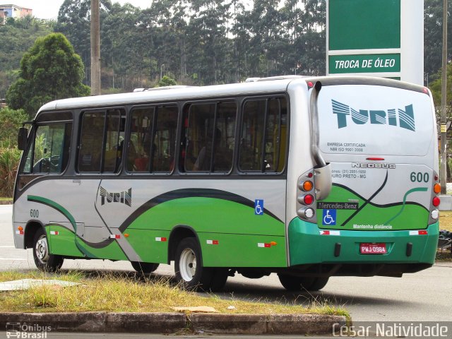 Turin Transportes 600 na cidade de Ouro Preto, Minas Gerais, Brasil, por César Natividade. ID da foto: 4564349.