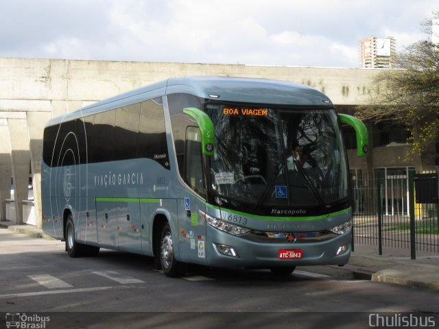 Viação Garcia 16813 na cidade de Curitiba, Paraná, Brasil, por Paulo Roberto Chulis. Número da foto: #4566980.