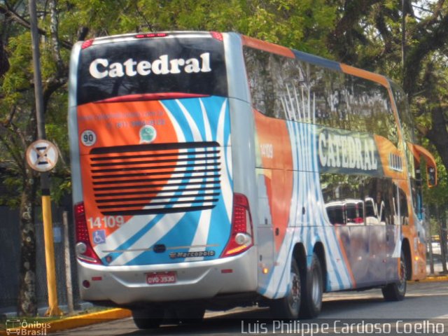 Catedral Turismo 14109 na cidade de São Paulo, São Paulo, Brasil, por Luis Philippe Cardoso Coelho. ID da foto: 4570322.