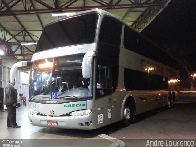 Viação Garcia 7176 na cidade de Londrina, Paraná, Brasil, por André Lourenço de Freitas. ID da foto: 4504932.