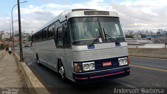 Ônibus Particulares 009 na cidade de Guarulhos, São Paulo, Brasil, por Anderson Barbosa Marinho. ID da foto: 4506814.