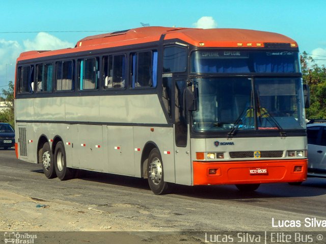 Ônibus Particulares 8535 na cidade de Jaboatão dos Guararapes, Pernambuco, Brasil, por Lucas Silva. Número da foto: #4504562.