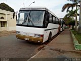 Ônibus Particulares 4549 na cidade de Jequitaí, Minas Gerais, Brasil, por Lucas Santos. Número da foto: #4506297.