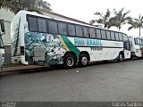 Pau Brasil Turismo 1000 na cidade de Jequitaí, Minas Gerais, Brasil, por Lucas Santos. Número da foto: #4506313.