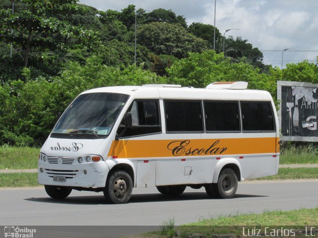Escolares 8085 na cidade de Paulista, Pernambuco, Brasil, por Luiz Carlos de Santana. Número da foto: #4508317.