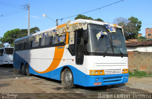 Ônibus Particulares 3120 na cidade de Jaboatão dos Guararapes, Pernambuco, Brasil, por Daniel Cleiton  Bezerra. Número da foto: #4511510.