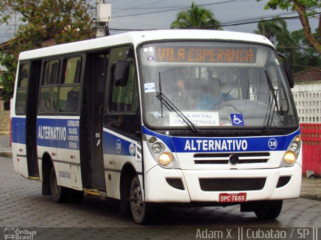 Coopertransp União 38 na cidade de Cubatão, São Paulo, Brasil, por Adam Xavier Rodrigues Lima. Número da foto: #4510670.