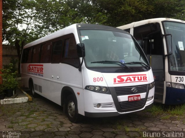 Isatur 800 na cidade de Taboão da Serra, São Paulo, Brasil, por Bruno Santino. ID da foto: 4601030.