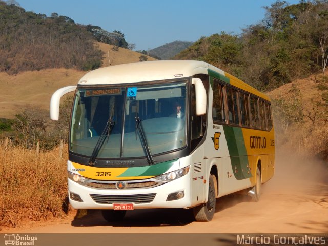 Empresa Gontijo de Transportes 3215 na cidade de Dom Silvério, Minas Gerais, Brasil, por Márcio Gonçalves. ID da foto: 4603384.