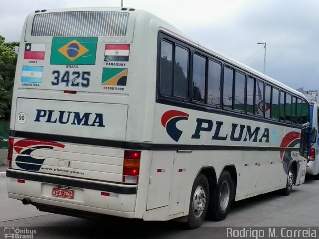 Pluma Conforto e Turismo 3425 na cidade de São Paulo, São Paulo, Brasil, por Jonathan  Aguiar Correa. Número da foto: #4603965.