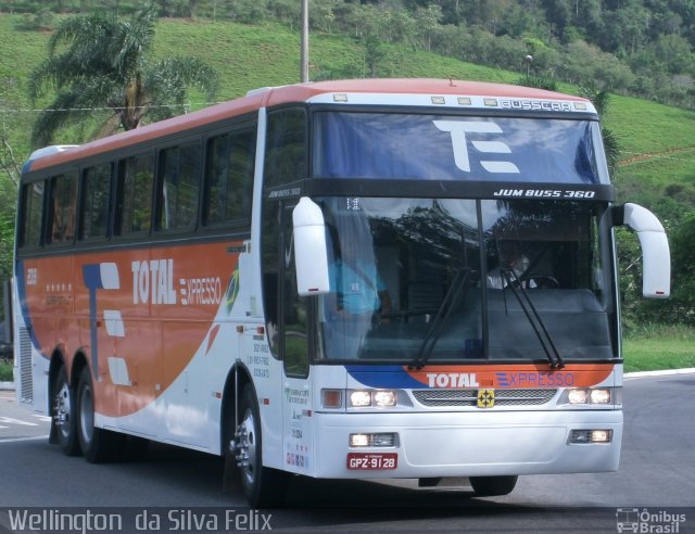 Total Expresso 2013 na cidade de Viana, Espírito Santo, Brasil, por Wellington  da Silva Felix. Número da foto: #4605402.