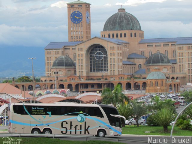 Strik Turismo Fretamento e Excursões 2142 na cidade de Aparecida, São Paulo, Brasil, por Marcio  Bruxel. ID da foto: 4607454.