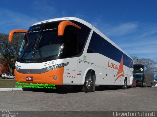 LOCAL - Locadora de Ônibus Canoas Ltda. 2238 na cidade de Santa Maria, Rio Grande do Sul, Brasil, por Cleverton Schmitt. Número da foto: #4607034.