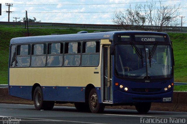 Ônibus Particulares 7108 na cidade de Assis, São Paulo, Brasil, por Francisco Ivano. Número da foto: #4611499.