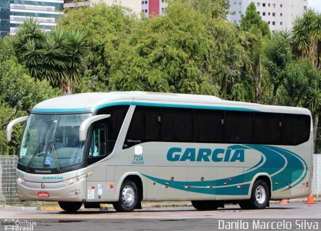 Viação Garcia 7256 na cidade de Curitiba, Paraná, Brasil, por Danilo Marcelo Silva. Número da foto: #4613459.