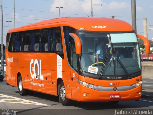 Breda Transportes e Serviços 1587 na cidade de São Paulo, São Paulo, Brasil, por Gabriel Almeida. ID da foto: 4612202.