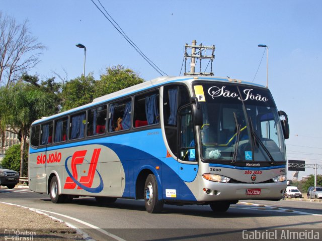 São João Turismo 3000 na cidade de São Paulo, São Paulo, Brasil, por Gabriel Almeida. ID da foto: 4612353.