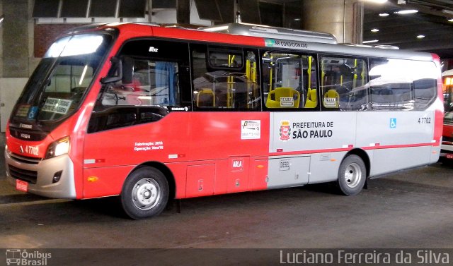 Pêssego Transportes 4 7702 na cidade de São Paulo, São Paulo, Brasil, por Luciano Ferreira da Silva. Número da foto: #4615793.