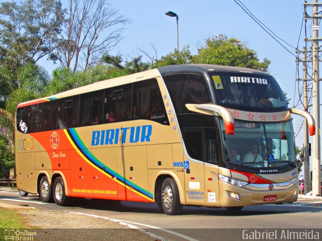 Biritur - Birigui Turismo 9015 na cidade de São Paulo, São Paulo, Brasil, por Gabriel Almeida. Número da foto: #4617748.