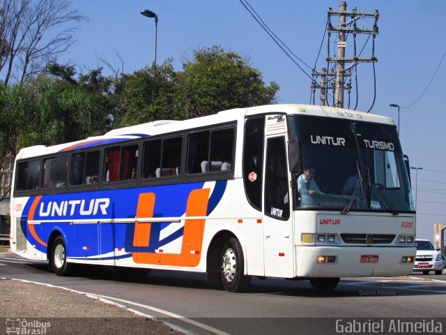 Unitur Turismo 10300 na cidade de São Paulo, São Paulo, Brasil, por Gabriel Almeida. Número da foto: #4617757.
