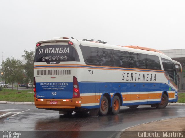 Viação Sertaneja 730 na cidade de Brasília, Distrito Federal, Brasil, por Gilberto Martins. Número da foto: #4619604.