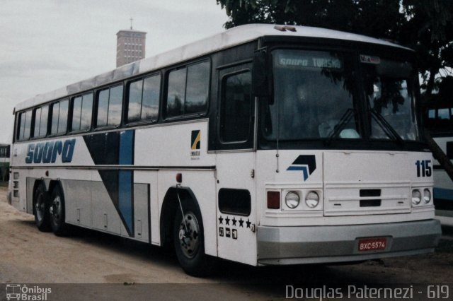 Ônibus Particulares 115 na cidade de Aparecida, São Paulo, Brasil, por Douglas Paternezi. Número da foto: #4622169.