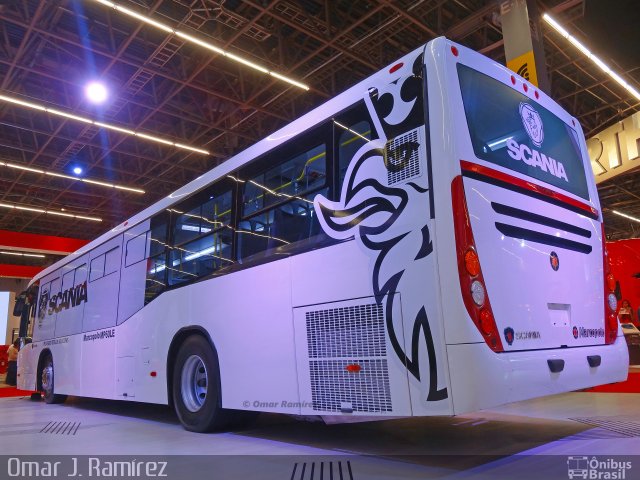 Scania K250UB - MP 60 LE MX - Expo ANPACT 2015 na cidade de Guadalajara, Jalisco, México, por Omar Ramírez Thor2102. ID da foto: 4628123.