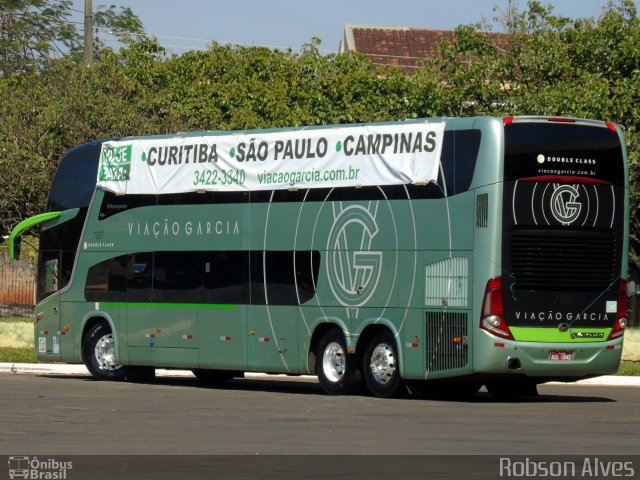 Viação Garcia 7207 na cidade de Paranavaí, Paraná, Brasil, por Robson Alves. ID da foto: 4626968.