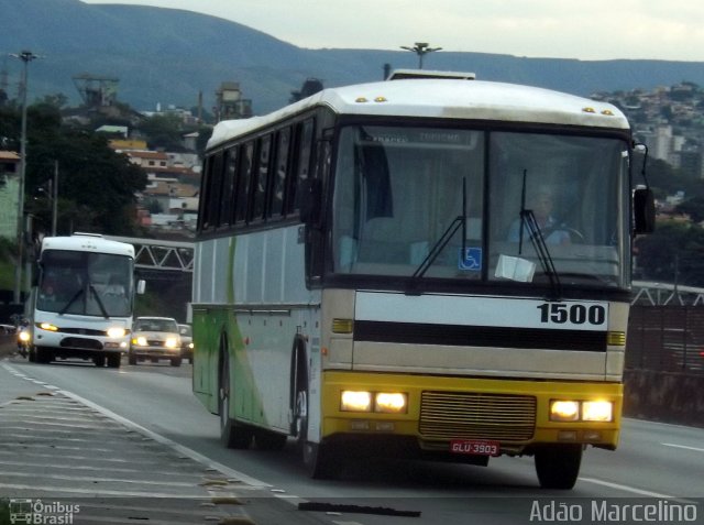 Ônibus Particulares 1500 na cidade de Belo Horizonte, Minas Gerais, Brasil, por Adão Raimundo Marcelino. ID da foto: 4635126.