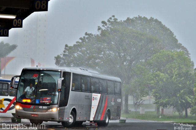 Empresa de Ônibus Pássaro Marron 45.801 na cidade de Mogi das Cruzes, São Paulo, Brasil, por Douglas Alvim. Número da foto: #4637630.