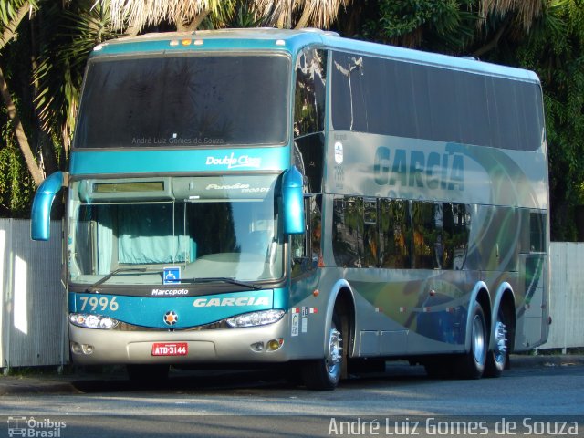 Viação Garcia 7996 na cidade de Curitiba, Paraná, Brasil, por André Luiz Gomes de Souza. ID da foto: 4637795.