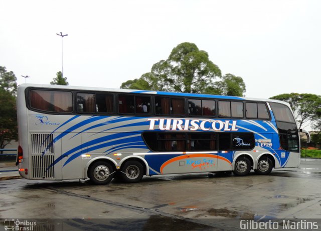 Turiscoll - Turismo Collet Ltda. 27000 na cidade de Curitiba, Paraná, Brasil, por Gilberto Martins. Número da foto: #4640387.