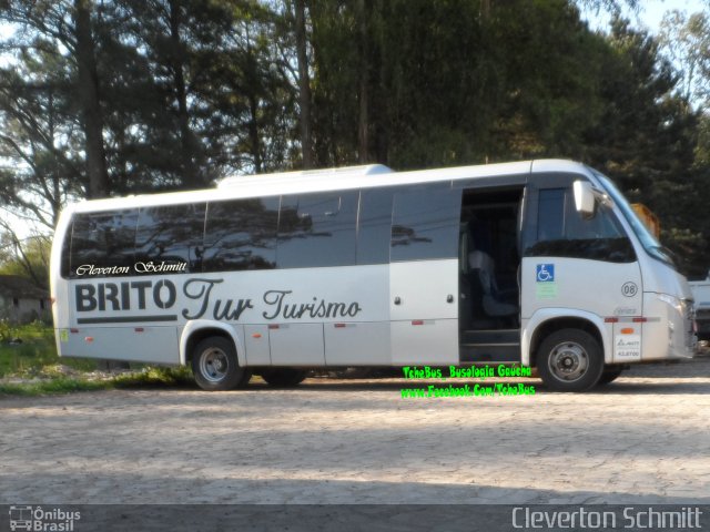 Brito Tur Turismo 08 na cidade de Santa Maria, Rio Grande do Sul, Brasil, por Cleverton Schmitt. ID da foto: 4579634.