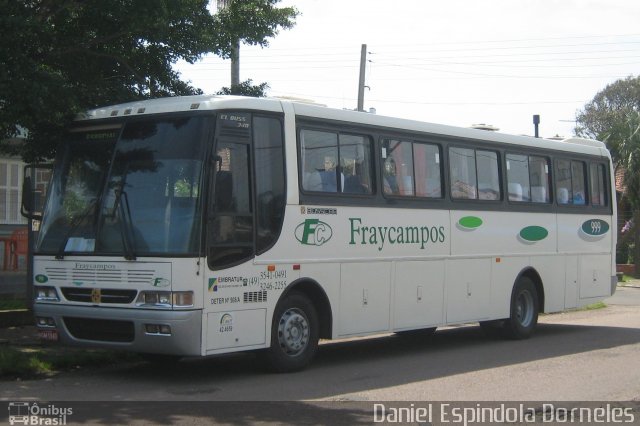 Fraycampos Transportes 999 na cidade de Tramandaí, Rio Grande do Sul, Brasil, por Daniel Espindola Dorneles. Número da foto: #4643680.