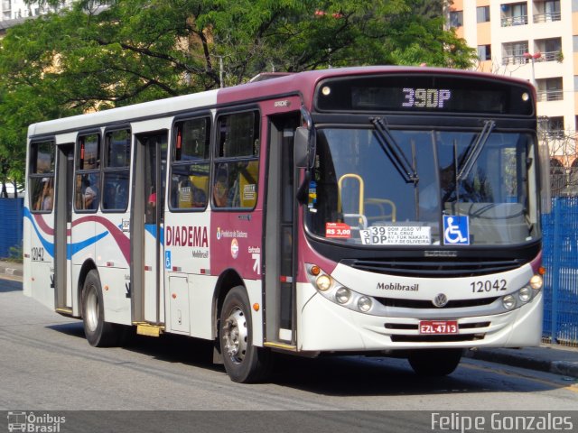 MobiBrasil Diadema 12042 na cidade de Diadema, São Paulo, Brasil, por Felipe Gonzales. Número da foto: #4587584.