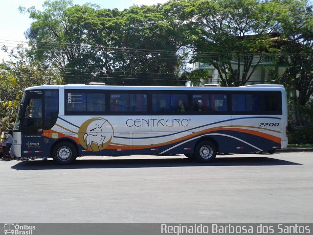 Centauro Turismo 2200 na cidade de Belo Horizonte, Minas Gerais, Brasil, por Reginaldo Barbosa dos Santos. Número da foto: #4646182.