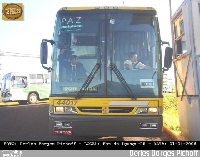 Viação Itapemirim 44017 na cidade de Foz do Iguaçu, Paraná, Brasil, por Derles Borges Pichoff. Número da foto: #4668403.