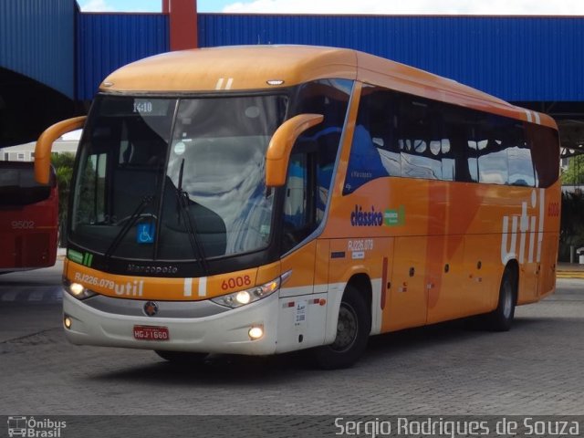 UTIL - União Transporte Interestadual de Luxo 6008 na cidade de Resende, Rio de Janeiro, Brasil, por Sergio Rodrigues de Souza. Número da foto: #4672391.