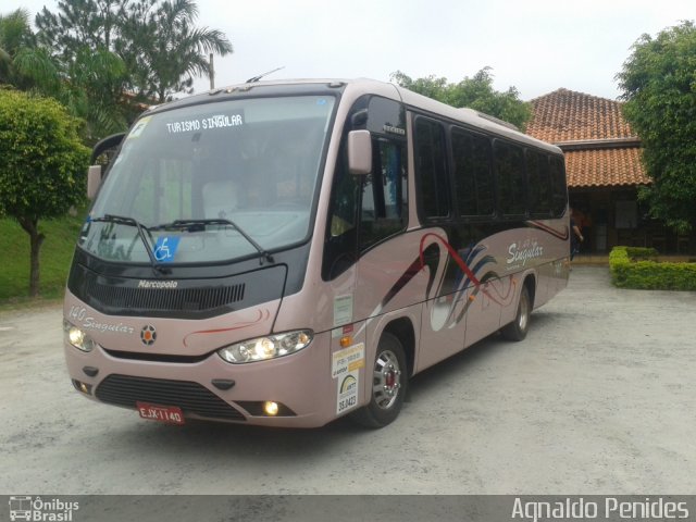 Singular Turismo 140 na cidade de Guararema, São Paulo, Brasil, por Agnaldo Penides. Número da foto: #4675245.