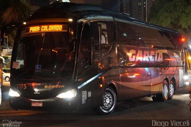 Viação Garcia 7175 na cidade de Curitiba, Paraná, Brasil, por Diogo Viec. ID da foto: 4677821.