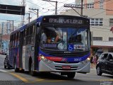 Guarulhos Transportes 33.617 na cidade de São Paulo, São Paulo, Brasil, por Marcelo Santos. ID da foto: :id.