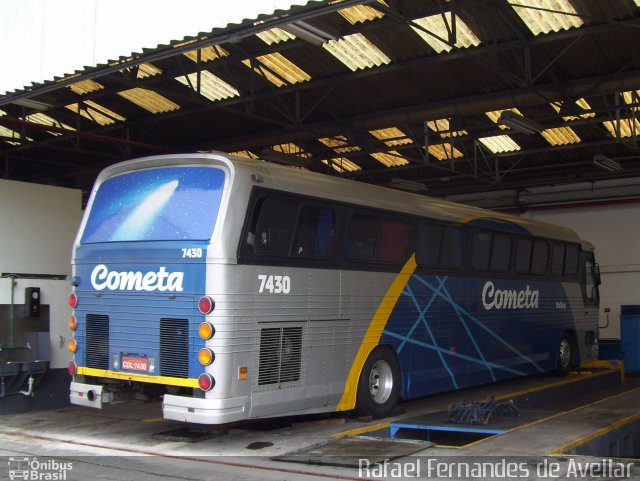 Viação Cometa 7430 na cidade de Guarulhos, São Paulo, Brasil, por Rafael Fernandes de Avellar. ID da foto: 4691322.